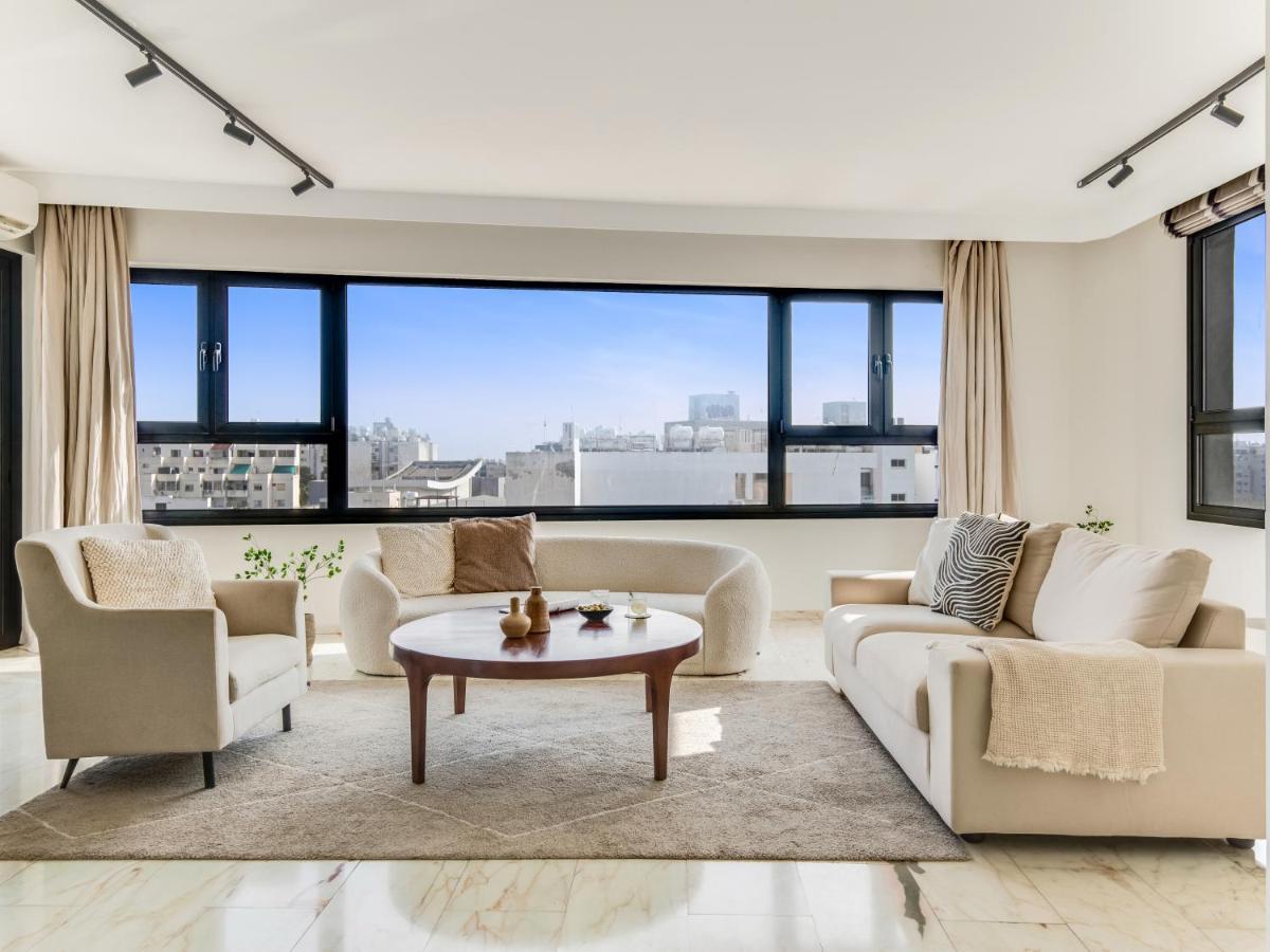 Sanders Coral Court Penthouse - Cute 3-Bedroom Apartment With Balcony Лімасол Екстер'єр фото