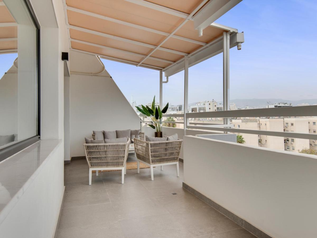 Sanders Coral Court Penthouse - Cute 3-Bedroom Apartment With Balcony Лімасол Екстер'єр фото